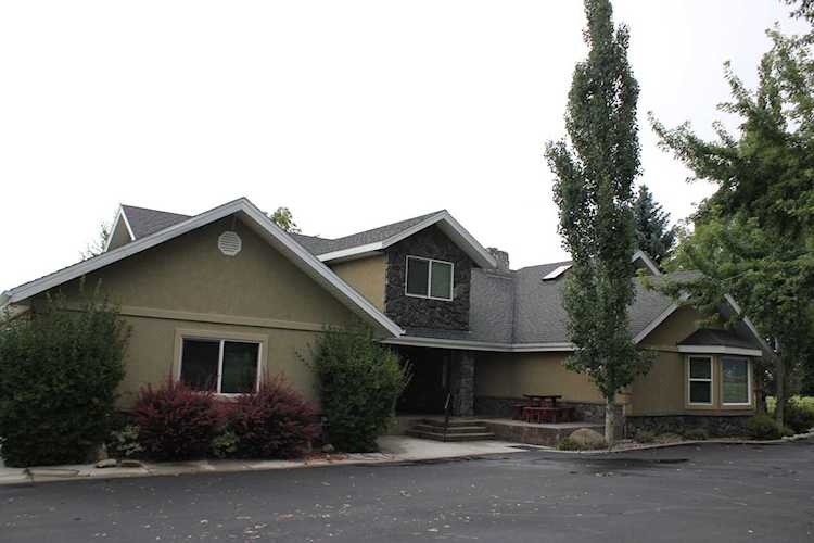 1014 Cherry Orchard Loop Hamilton, MT 59840