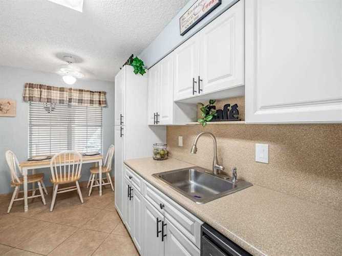 13690 Via Flora #F Delray Beach, FL 33484