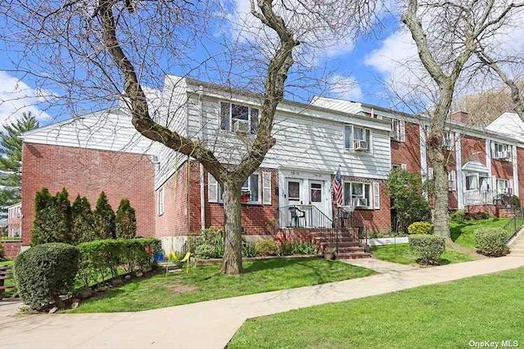 224-03 Manor Road #24-3 Queens Village, NY 11427