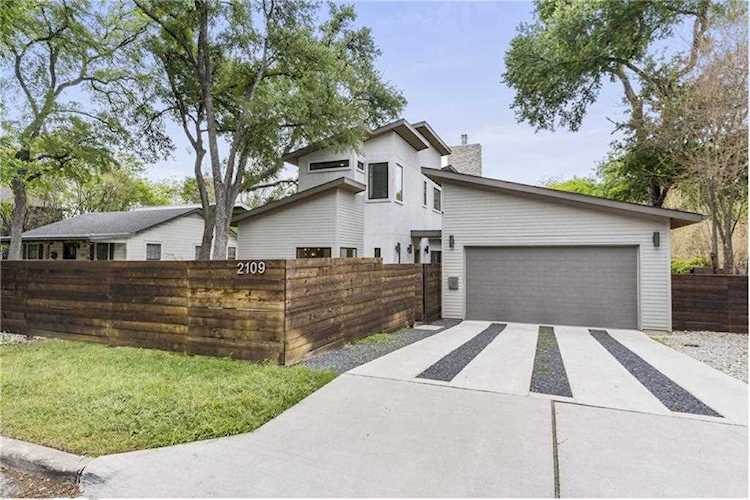 2109 De Verne ST Austin, TX 78704