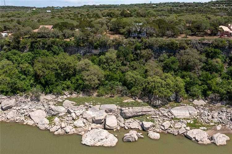 1306 Cliff View DR Spicewood, TX 78669
