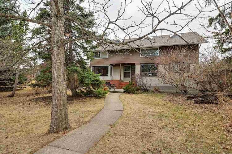 9420 143 Street Edmonton, AB T5R 0P7
