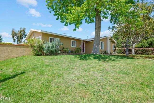 2935 El Nido Dr Altadena, CA 91001