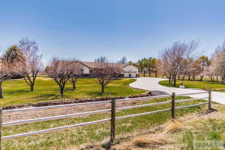 5666 E 65 N Idaho Falls, ID 83401
