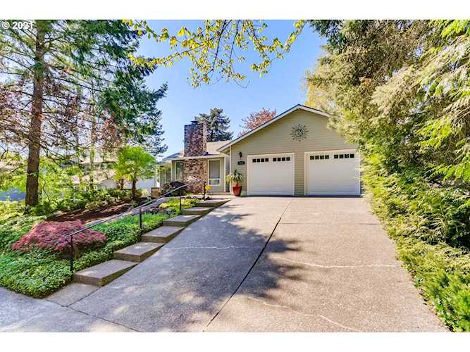 7595 SW Escalon Pl Beaverton, OR 97008