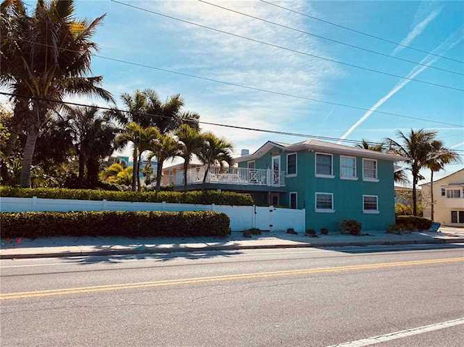 100 7th St S #A Bradenton Beach, FL 34217