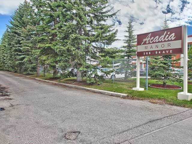 366 94 Ave SE #1 Calgary, AB T2J 5P1