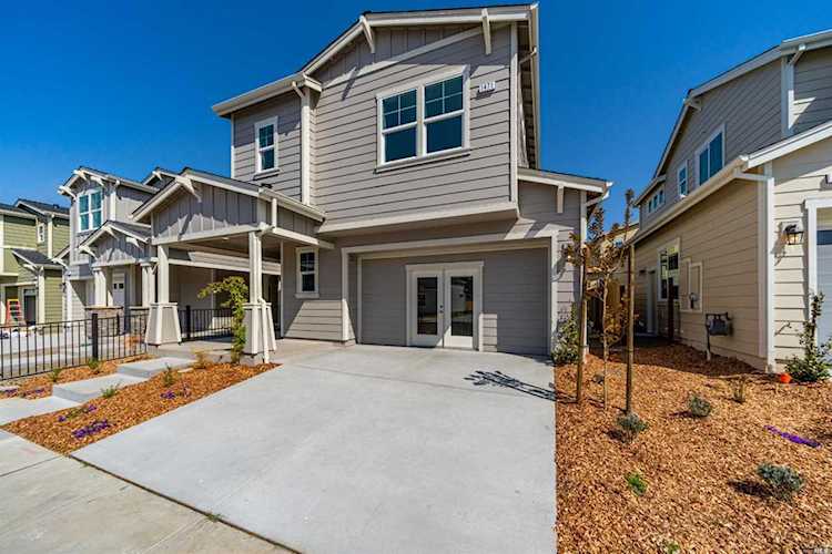 1492 Cecilia Drive Santa Rosa, CA 95403