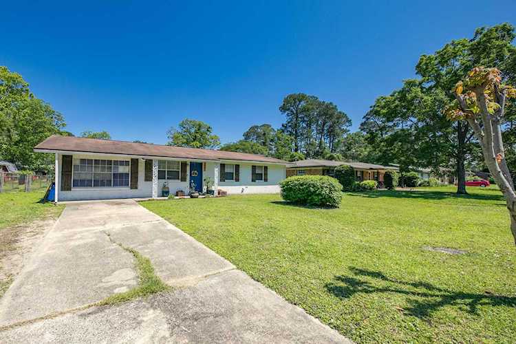 1407 Scott Street Niceville, FL 32578 | MLS 870051 Photo 1