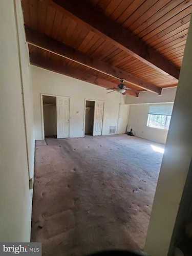 7519 Riverdale Rd New Carrollton, MD 20784