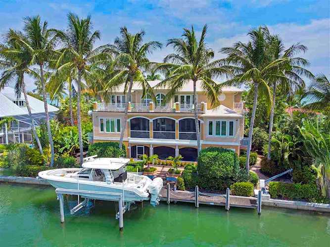 1237 Isabel Dr. Sanibel, FL 33957