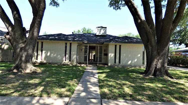 8514 Hazen St Houston, TX 77036