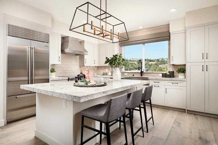 233 Gambrel Circle Santa Rosa, CA 95403