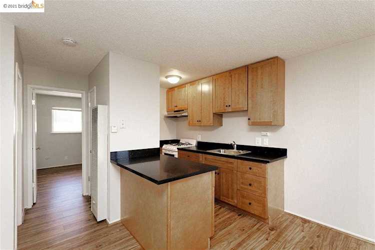 1927 5Th Ave Oakland, CA 94606