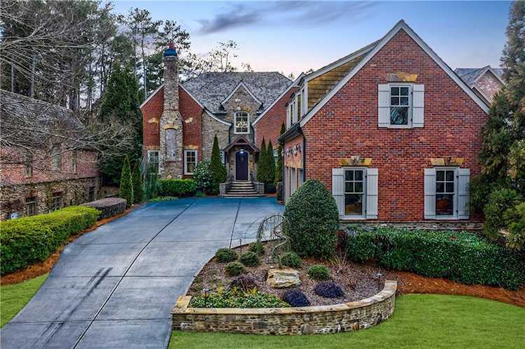 130 Ardsley Ln Alpharetta, GA 30005