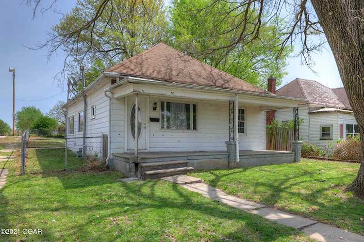 501 Street Wood Galena, KS 66739