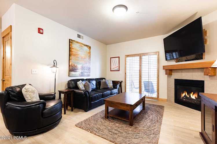 5501 N Lillehammer Ln Park City, UT 84098