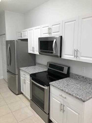 415 Rainbow Springs Terrace Royal Palm Beach, FL 33411