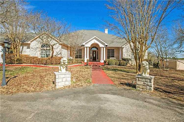825 County Road 290 RD Leander, TX 78641