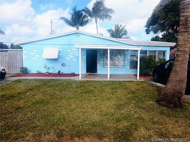 4925 SW 44th Ave Dania Beach, FL 33314