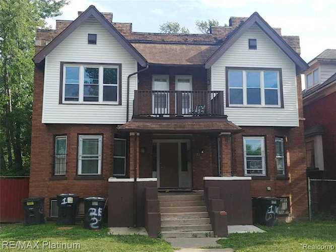 645 Gladstone St Detroit, MI 48202