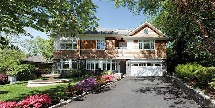 4911 Arlington Avenue Bronx, NY 10471