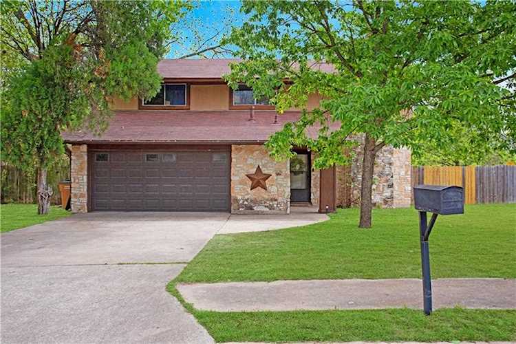 7611 Loganberry DR Austin, TX 78745