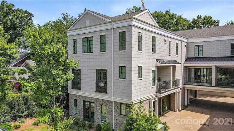 1708 Lombardy Circle Charlotte, NC 28203