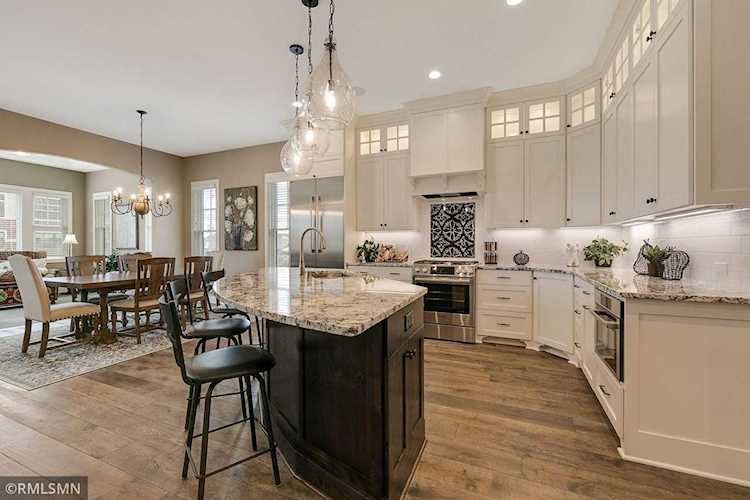 15425 Leona Minnetonka, MN 55391