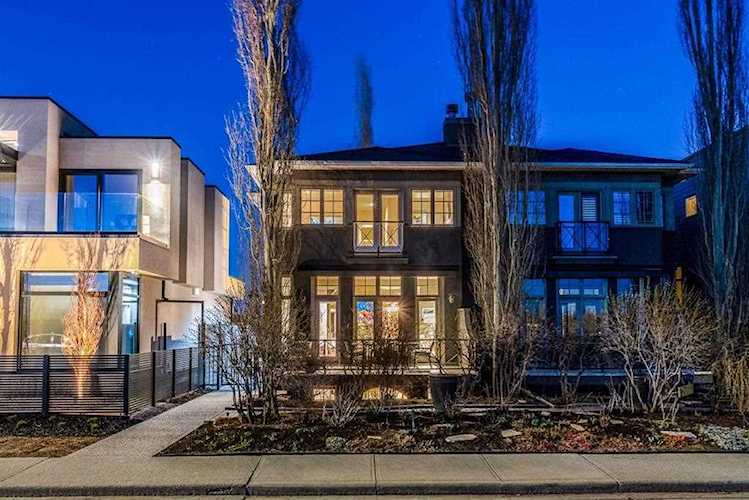 4004 1A St SW Calgary, AB T2S 1R7