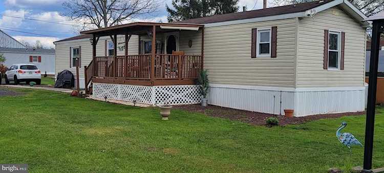 2060 Rohrbach Rd Quakertown, PA 18951