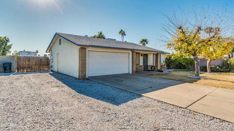 7401 W Sunnyslope Lane Peoria, AZ 85345 | MLS 6204920 Photo 1
