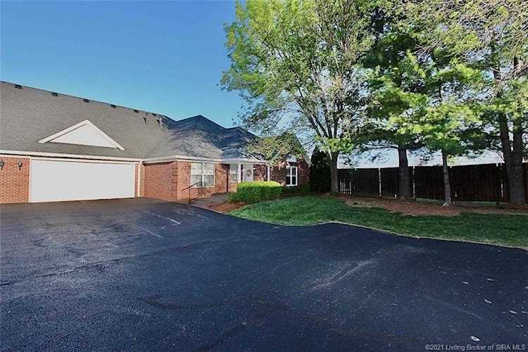 10507 Wemberley Hill Blvd Louisville, KY 40241