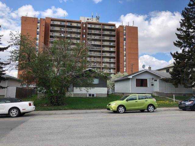 1709 34 St SE Calgary, AB T2A 1A4