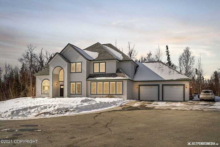 3126 N Arabian Lane Palmer, AK 99645