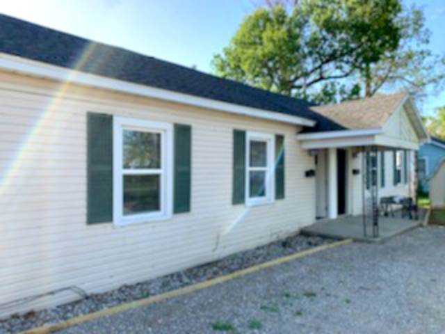 611 N 1st Street #B Boonville, IN 47601