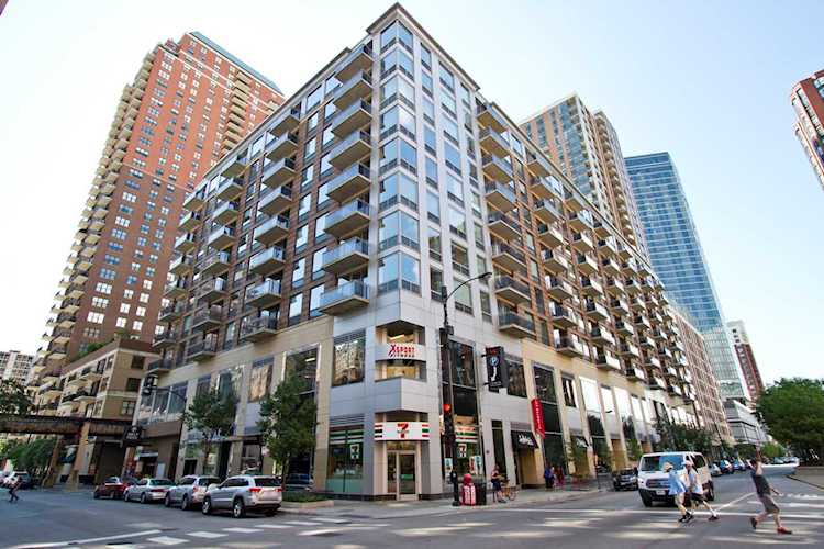 1 E 8th St #802 Chicago, IL 60605 | MLS 11067993 Photo 1