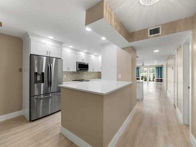 13779 Via Aurora #B Delray Beach, FL 33484