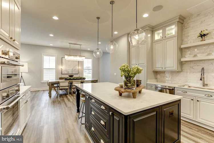 42773 Littlehales Terrace Ashburn, VA 20148