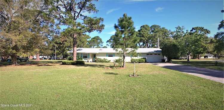 4142 Arlington Avenue Mims, FL 32754