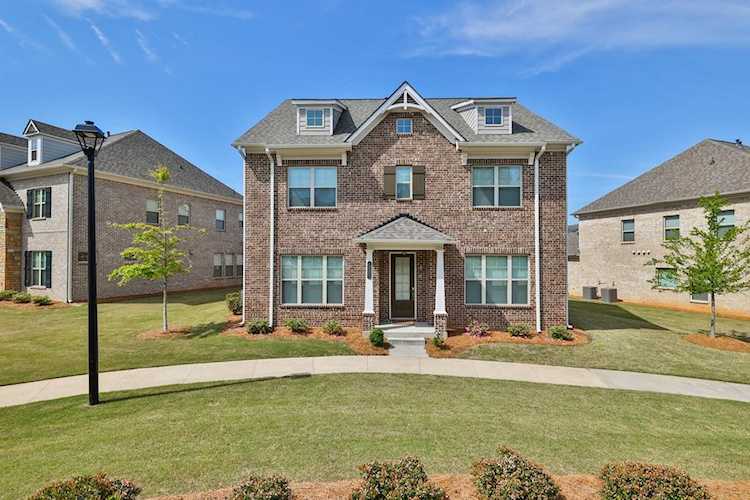 2236 Nancy Creek Dr Chamblee, GA 30341