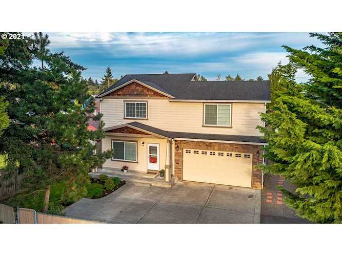 3021 E 1st Ave Camas, WA 98607