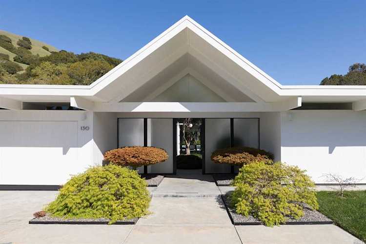 130 Mount Whitney Court San Rafael, CA 94903