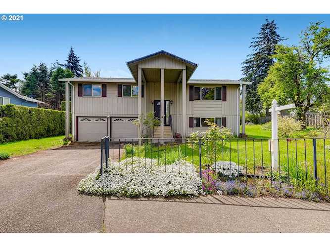 13567 Gaffney Ln Oregon City, OR 97045
