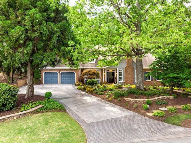 9235 Stonemist Trace, Roswell, GA 30076 - Premier Atlanta Real Estate Photo 1