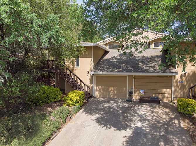 2687 Hopi Ct Cameron Park, CA 95682