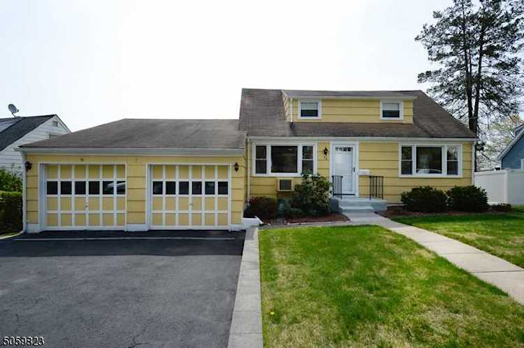 22 Westwood Dr West Orange Twp., NJ 07052