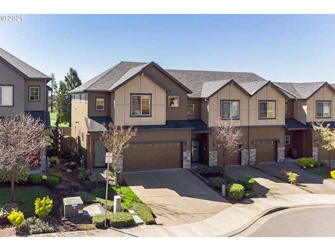 11570 SE Aquila St Happy Valley, OR 97086