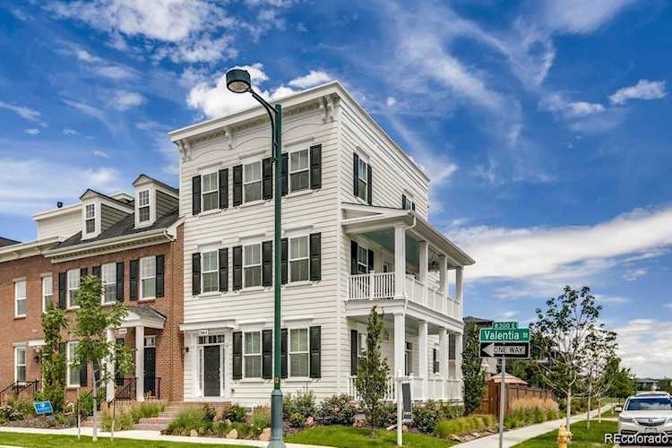 5064 Valentia St Denver, CO 80238