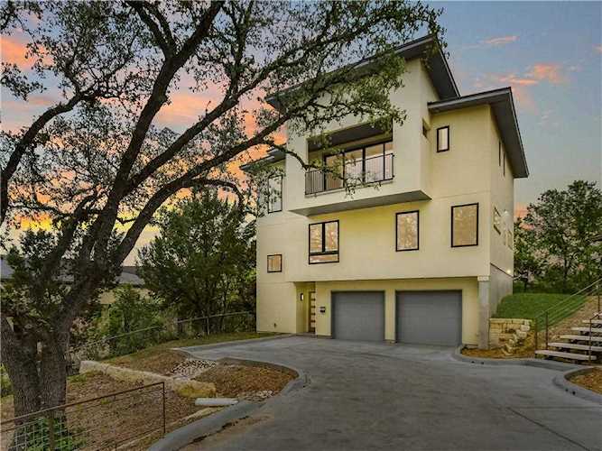1401 Parkinson DR Austin, TX 78704